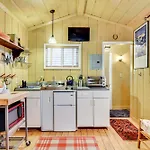 6 Mi To Dtwn Pdx Cozy Studio With Deck!